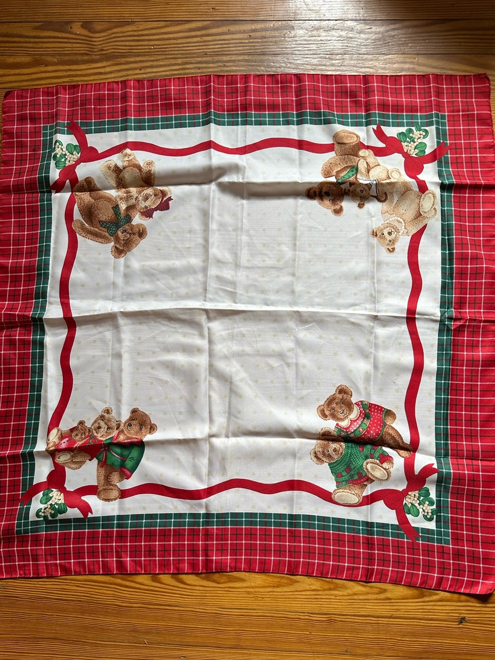 ✨5/$25 Vintage Avon Christmas Teddy Bears Scarf